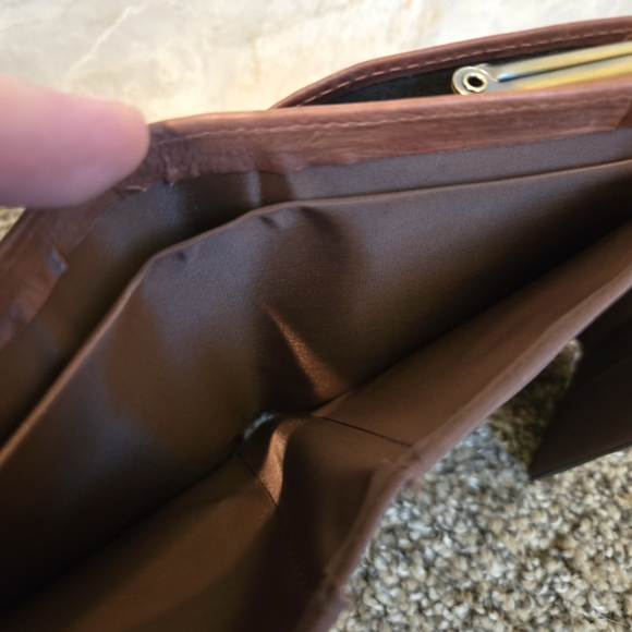 Buxton Brown Leather Clutch - Picture 9 of 9